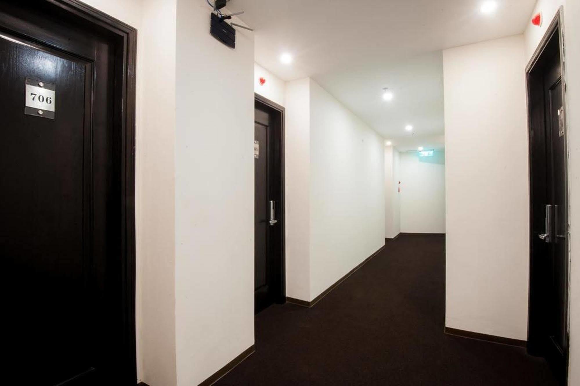 Sakura Hotel Hanoi Bagian luar foto
